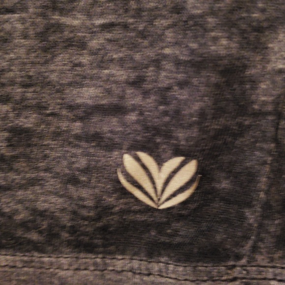 Workout Top - Picture 4 of 4